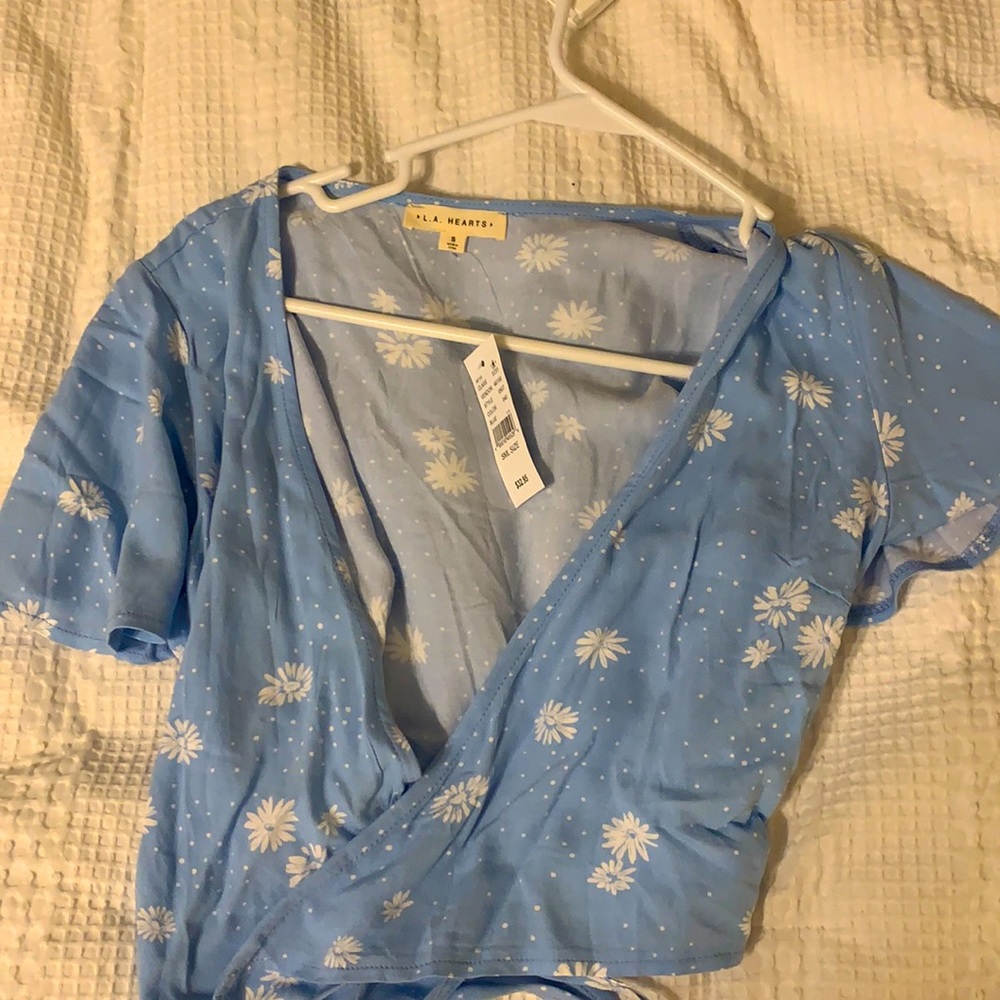 Pacsun blue flower tie top